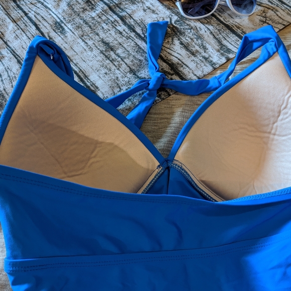 Merona halter style swim top sz Medium - Picture 2 of 7